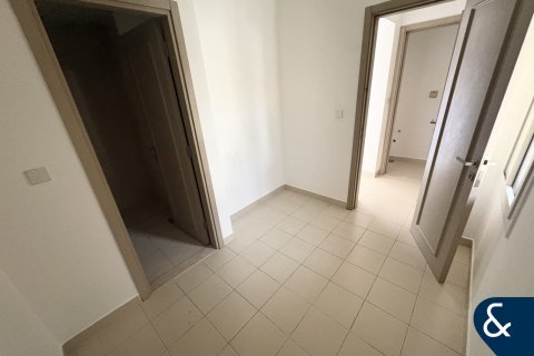 Villa til leje i Dubai Land, Dubai, UAE 2 soveværelser, 174 kvm № 698126 - foto 12