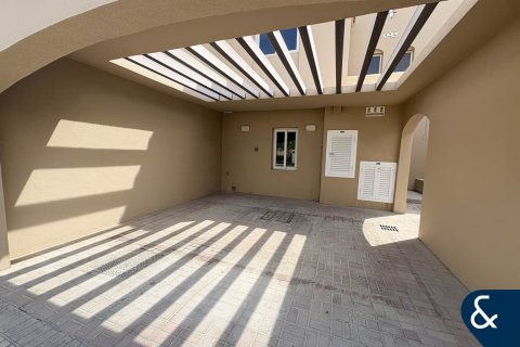 Villa til leje i Dubai Land, Dubai, UAE 2 soveværelser, 174 kvm № 698126 - foto 18