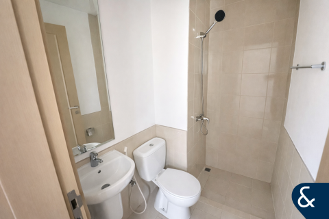 Villa til leje i Dubai Land, Dubai, UAE 2 soveværelser, 174 kvm № 698126 - foto 13