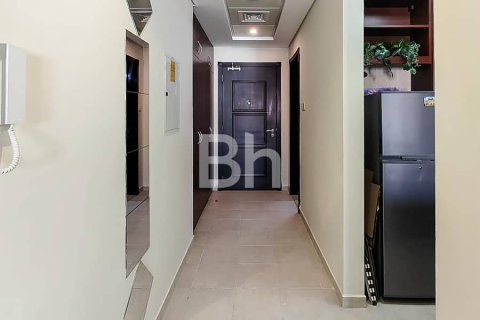 Apartment in Discovery Gardens, Dubai, UAE 46 sq.m. № 730629 - photo 8