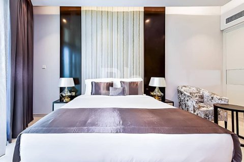 Appartement te koop in Downtown Dubai (Downtown Burj Dubai), Dubai, VAE 46 vr.m., nr 730626 - foto 6