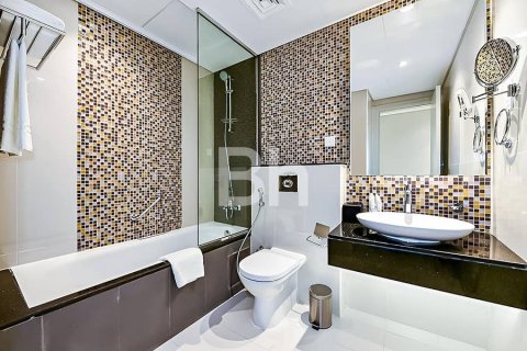 Appartement te koop in Downtown Dubai (Downtown Burj Dubai), Dubai, VAE 46 vr.m., nr 730626 - foto 5