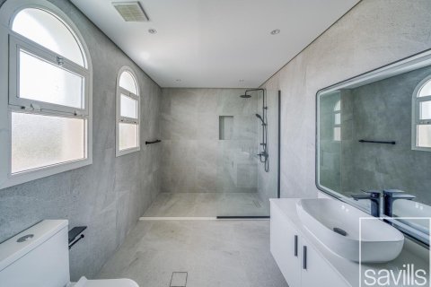 Villa sa Umm Suqeim, Dubai, UAE 5 silid-tulugan, 1839.48 sq.m. № 747841 - larawan 10