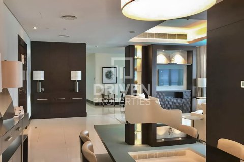 Huoneisto Downtown Dubai (Downtown Burj Dubai), Arabiemiraatit 2 makuuhuonetta, 176.7 m2 № 755709 - kuva 14