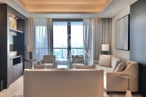 Huoneisto Downtown Dubai (Downtown Burj Dubai), Arabiemiraatit 2 makuuhuonetta, 176.7 m2 № 755709 - kuva 3