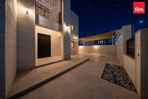 Vila u Al Furjan, Dubai, UAE 6 spavaćih soba, 603.9 m2 Br. 769241 - fotografija 14