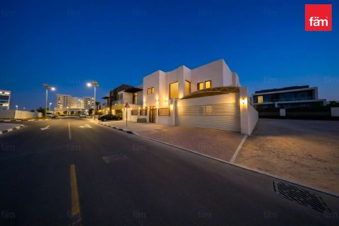 Vila u Al Furjan, Dubai, UAE 6 spavaćih soba, 603.9 m2 Br. 769241 - fotografija 18