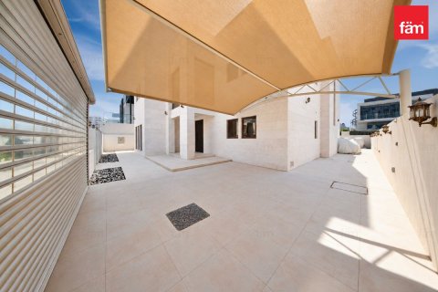 Vila u Al Furjan, Dubai, UAE 6 spavaćih soba, 603.9 m2 Br. 769241 - fotografija 24
