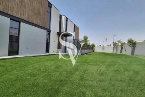 Villa Mudon, Dubaijā, AAE 4 istabas, 246 m2 Nr. 658023 - attēls 9