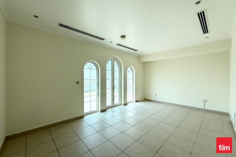 Villa para arrendamento em Jumeirah Park, Dubai, EAU 3 quartos, 522.9 m2 № 644887 - foto 15