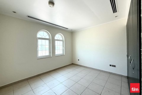 Villa para arrendamento em Jumeirah Park, Dubai, EAU 3 quartos, 522.9 m2 № 644887 - foto 12