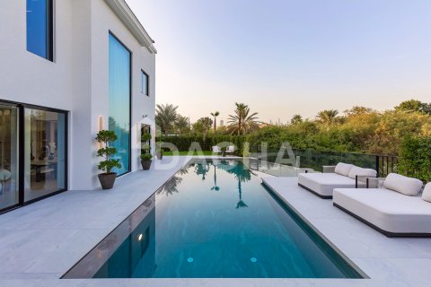 Вилла Jumeirah Islands, Дубай, БАӘ-да 5 жатын бөлмелер, 1051 м² № 706921 - фото 25