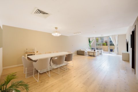 Casa urbana para venda em Al Raha Beach, Abu Dhabi, EAU 3 quartos, 377.09 m2 № 748210 - foto 3