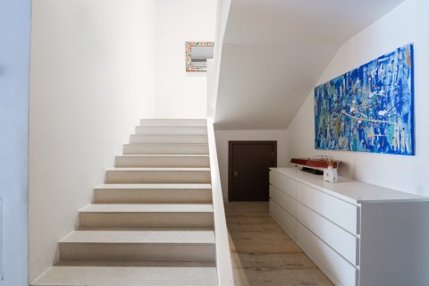 Casa urbana para venda em Al Raha Beach, Abu Dhabi, EAU 3 quartos, 377.09 m2 № 748210 - foto 5