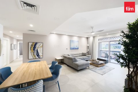 Apartamento para arrendamento em Old Town, Dubai, EAU 2 quartos, 130.5 m2 № 698888 - foto 3