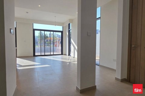 Villetta a schiera in affitto a Dubai, EAU 4 camere da letto, 257.2 mq. № 702361 - foto 6