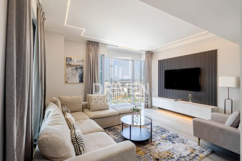 Appartement te koop in Downtown Dubai (Downtown Burj Dubai), Dubai, VAE 3 slaapkamers, 241 vr.m., nr 654074 - foto 8