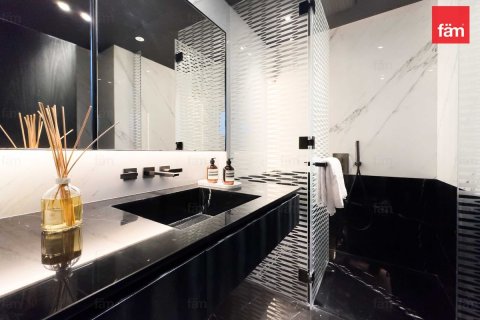 Apartament në Business Bay, Dubai, Emiratet e Bashkuara Arabe 3 dhoma gjumi, 268.7 m2. № 660378 - Foto 11