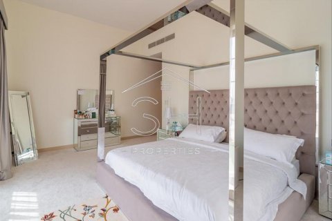 Müüa villa asukohaga Dubai, AÜE: 5 magamistoaga, 470.6 m² Nr 511964 - pilt 6