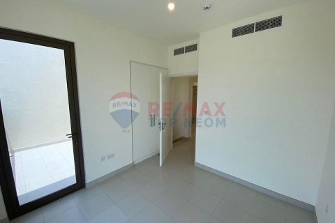 Villa in Dubai South (Dubai World Central), Dubai, UAE 3 bedrooms, 137.8 sq.m. № 564112 - photo 4