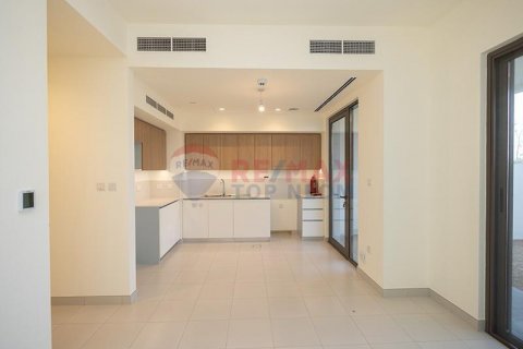 Villa in Dubai South (Dubai World Central), Dubai, UAE 3 bedrooms, 137.8 sq.m. № 564112 - photo 6