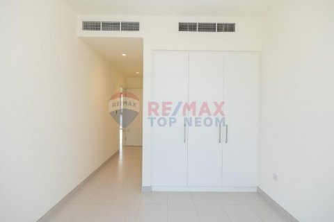 Villa in Dubai South (Dubai World Central), Dubai, UAE 3 bedrooms, 137.8 sq.m. № 564112 - photo 2