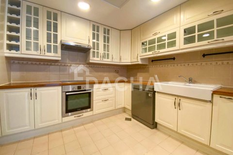 آپارتمان برای فروش در Dubai Marina، Dubai، امارات متحده عربی 4 خوابه ، 240 متر مربع ، شماره 719237 - تصویر 3