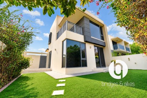 Willa w Dubai Hills Estate, Dubai, ZEA 4 sypialnie, 229 mkw. nr 738759