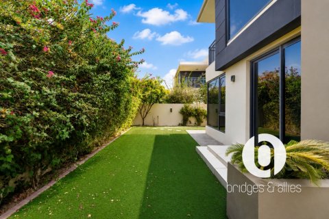 Βίλα σε Dubai Hills Estate, ΗΑΕ 4 υπνοδωμάτια, 229 τ.μ. Αρ. 738759 - φωτογραφία 2