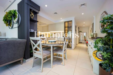 Apartament do wynajęcia w Greens, Dubai, ZEA 2 sypialnie, 118.70030504 mkw., nr 754606 - zdjęcie 18