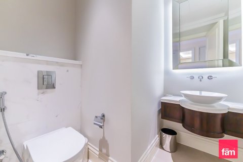 Apartemen Hotel di Downtown Dubai (Downtown Burj Dubai), UEA 1 kamar tidur, 84.1 m2 nomor 695065 - foto 13