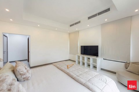 Villa in Dubai, UAE 4 bedrooms, 560.9 sq.m. № 721913 - photo 11