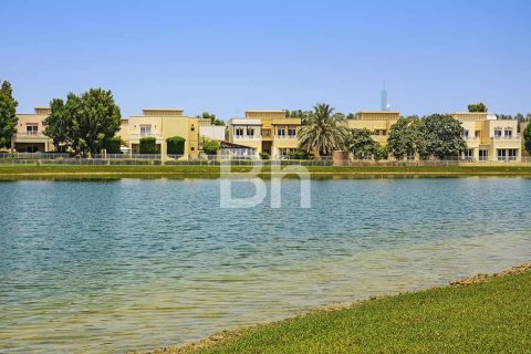 Vila u gradu Dubai, UAE 3 spavaće sobe, 353 m2 Br. 643238 - Slika 10