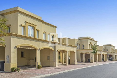 Villa sa Dubai, UAE 3 silid-tulugan, 353 sq.m. № 643238 - larawan 1