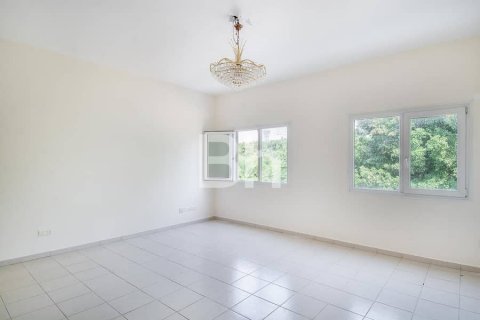 Vila u gradu Dubai, UAE 3 spavaće sobe, 353 m2 Br. 643238 - Slika 5