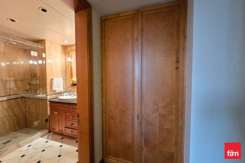 Снять в аренду квартиру в Даунтаун Дубай (Даунтаун Бурдж Дубай), ОАЭ 1 спальня, 76.7м2, № 662218 - фото 13