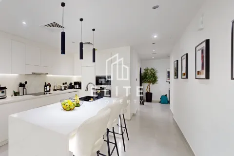 Palm Jumeirah, Dubai, UAE의 판매용 아파트 침실 2개, 175제곱미터 번호 681978 - 사진 1