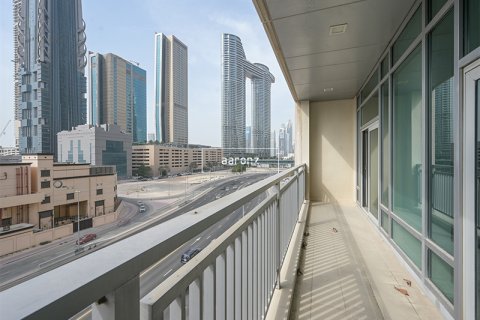 Apartemen di Downtown Dubai (Downtown Burj Dubai), UEA 1 kamar tidur, 75.8 m2 nomor 638093 - foto 13