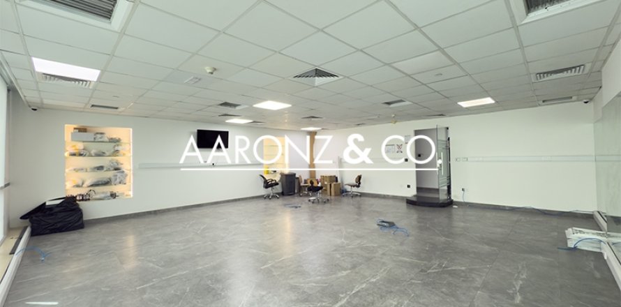 دفتر در Jumeirah Lake Towers، Dubai ، امارات متحده عربی 148.3 متر مربع.  شماره 638092