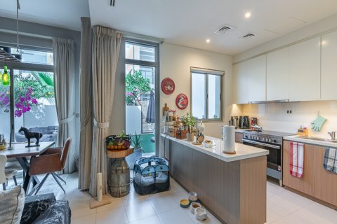 Villa Dubaijā, AAE 3 istabas, 181.46 m2 Nr. 637599 - attēls 1