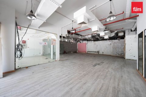Tienda en alquiler en Dubai, EAU 123.6 m2 № 714401 - foto 10