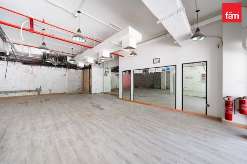 Tienda en alquiler en Dubai, EAU 123.6 m2 № 714401 - foto 5