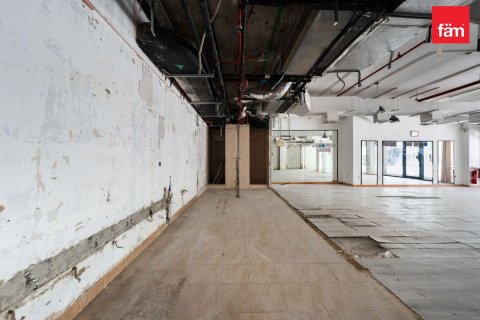 Tienda en alquiler en Dubai, EAU 123.6 m2 № 714401 - foto 11