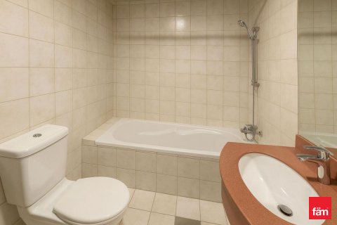 Пәтер Дубай, БАӘ-да 2 жатын бөлмелер, 121.7 м² № 661848 - фото 14