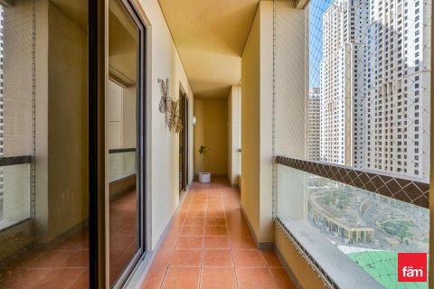 Dubai, संयुक्त अरब अमीरात में अपार्टमेंट, 4 बेडरूम, 252 वर्ग मीटर, संख्या 721144 - फ़ोटो 16