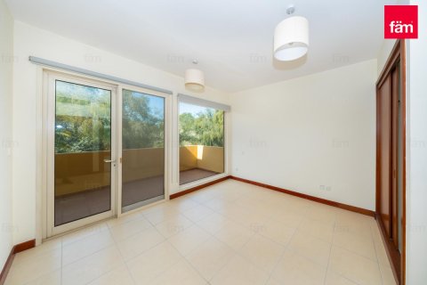 Вилла Дубай, БАӘ-да 3 жатын бөлмелер, 594.1 м² № 721141 - фото 18