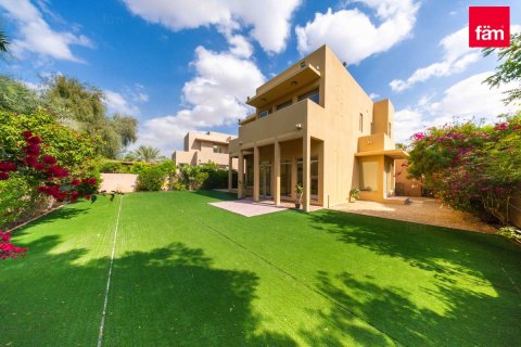 Vilă în Dubai, EAU 3 dormitoare, 594.1 mp.  №721141