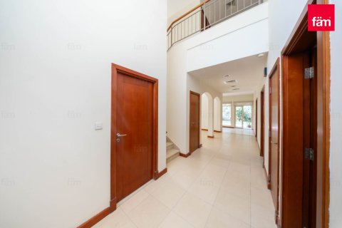 Вилла Дубай, БАӘ-да 3 жатын бөлмелер, 594.1 м² № 721141 - фото 13