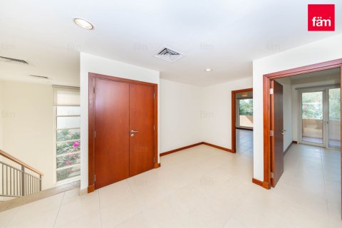 Вилла Дубай, БАӘ-да 3 жатын бөлмелер, 594.1 м² № 721141 - фото 15