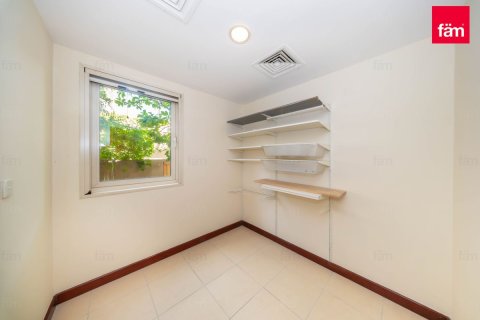 Вилла Дубай, БАӘ-да 3 жатын бөлмелер, 594.1 м² № 721141 - фото 25